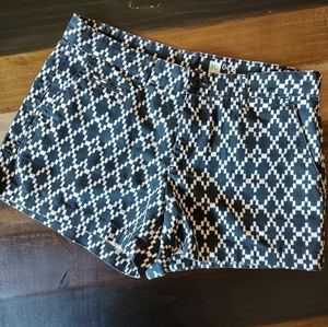 Gap Ladies Navy Blue & White shorts sz 4